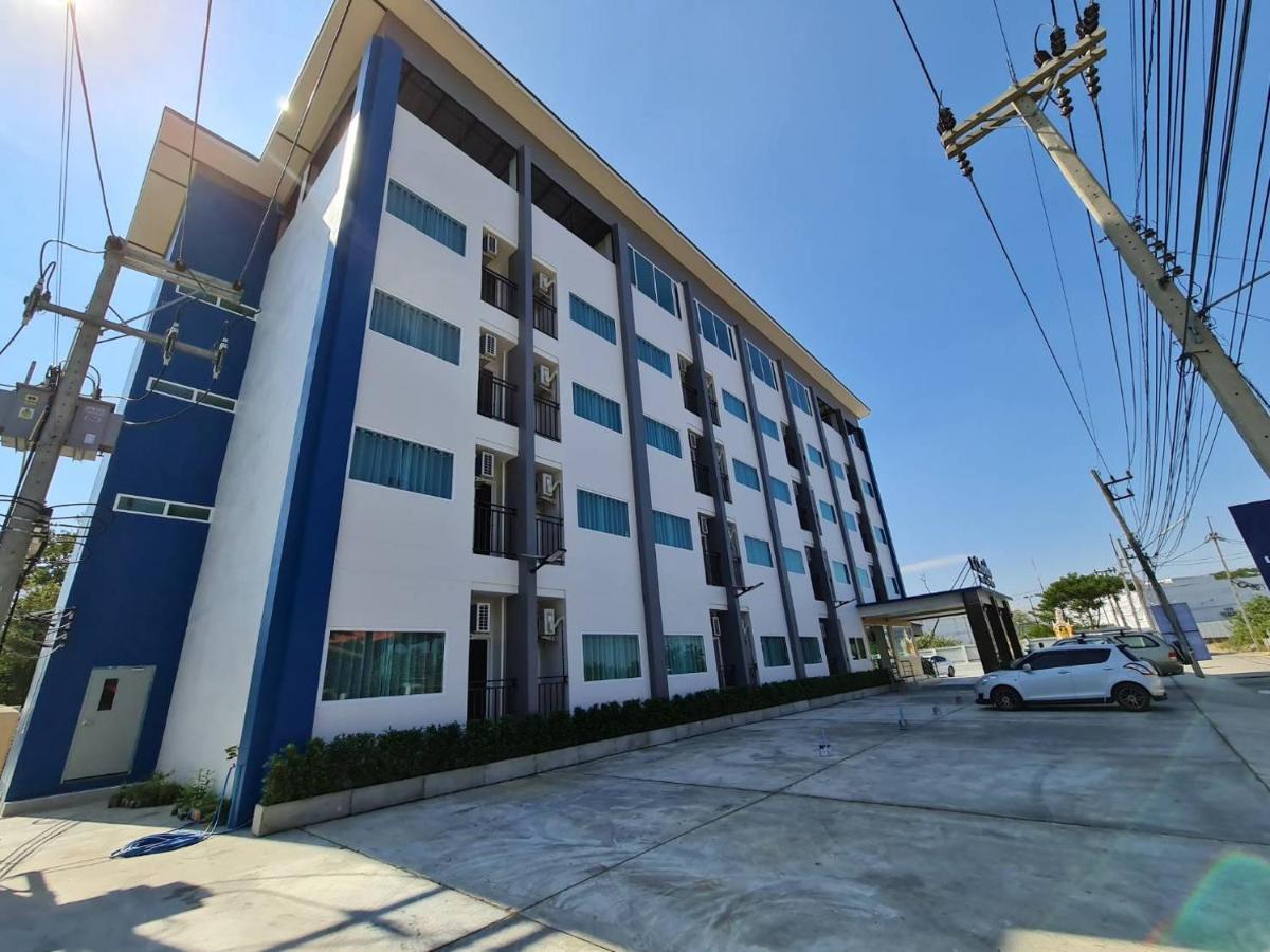 The Charlotte Smart Hotel Lopburi Kültér fotó
