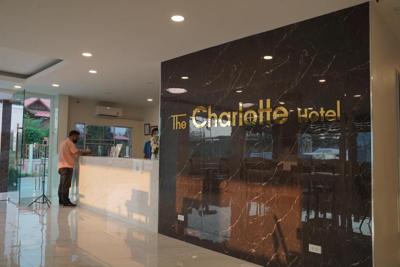 The Charlotte Smart Hotel Lopburi Kültér fotó