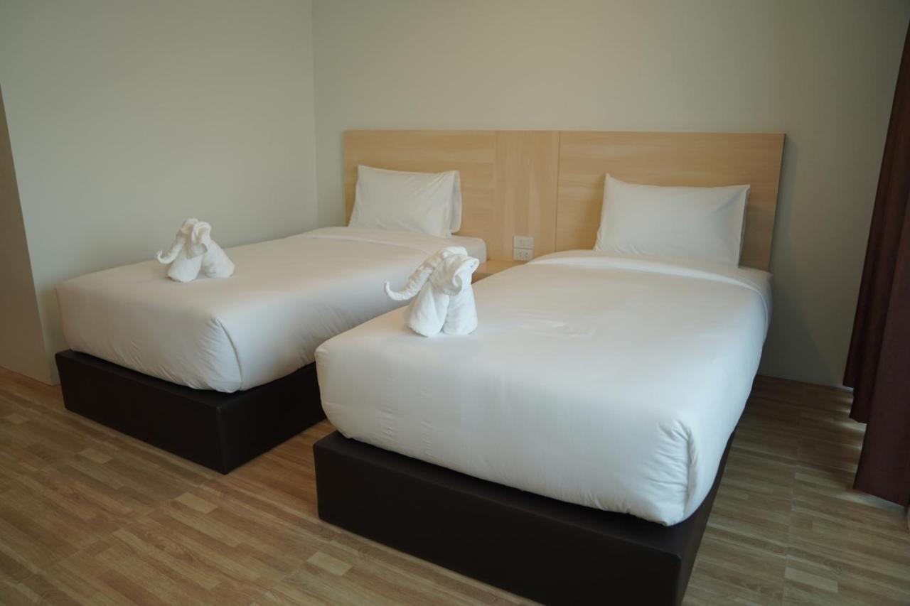 The Charlotte Smart Hotel Lopburi Kültér fotó