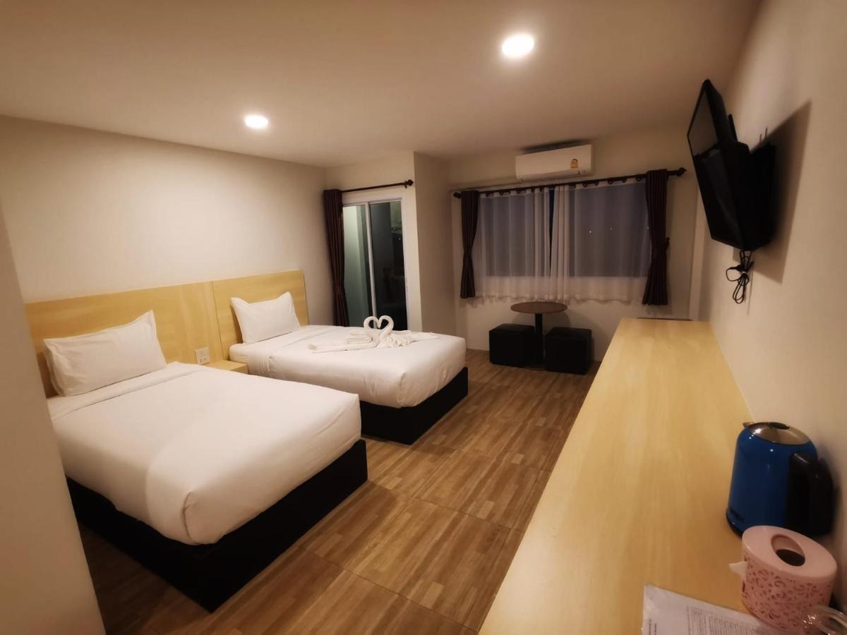 The Charlotte Smart Hotel Lopburi Kültér fotó